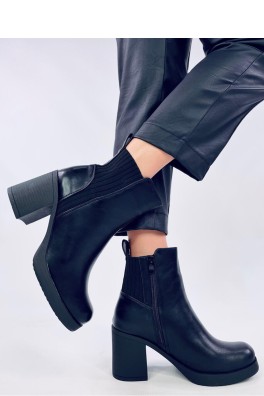 Batai su kulnu model 200637 Inello