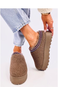 Šlepetės model 200757 Inello