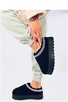 Šlepetės model 200758 Inello