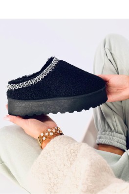 Šlepetės model 200758 Inello