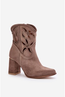 Batai su kulnu model 201151 Step in style