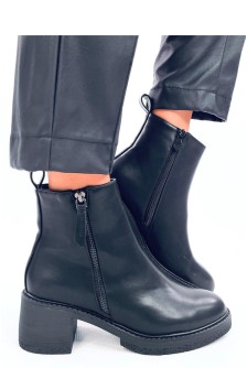 Batai su kulnu model 201399 Inello