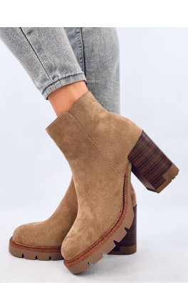 Batai su kulnu model 202142 Inello