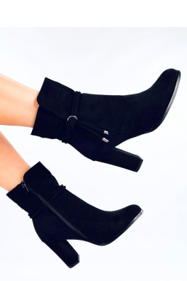 Batai su kulnu model 202147 Inello