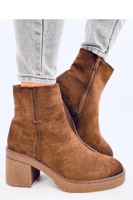 Batai su kulnu model 202336 Inello