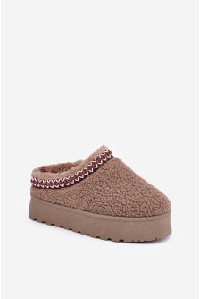 Šlepetės model 204655 Step in style