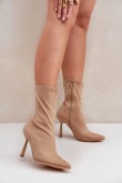 Batai su kulnu model 204699 Step in style