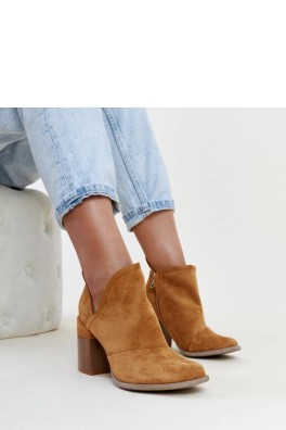 Batai su kulnu model 204715 Solea