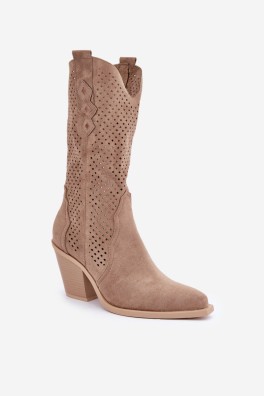 Batai su kulnu model 204751 Step in style