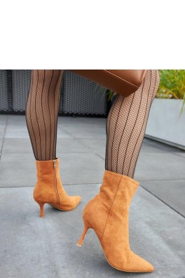 Batai su kulnu model 204818 Solea