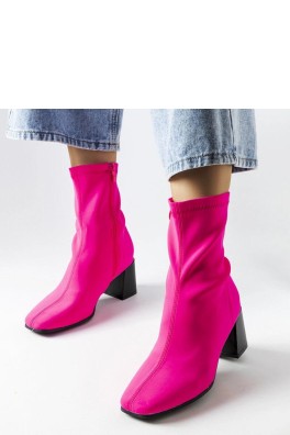 Batai su kulnu model 205127 Solea