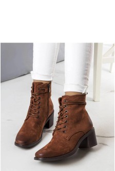 Batai su kulnu model 205139 Solea