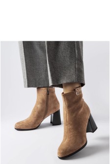 Batai su kulnu model 205851 Solea