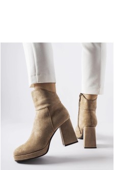 Batai su kulnu model 205870 Solea