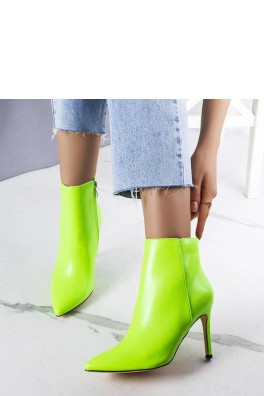 Batai su kulnu model 205876 Solea