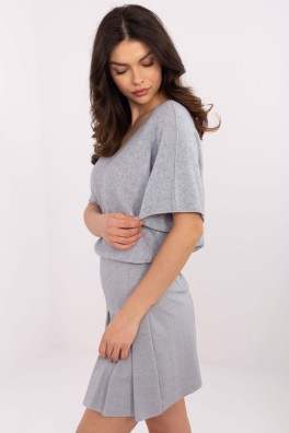 Megztinis trumpomis rankovėmis model 209992 Italy Moda