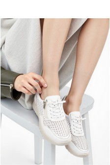 Sportinė avalynė model 210200 Inello