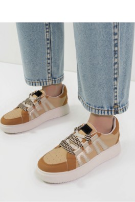 Mockasinai model 210314 Inello