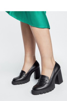 Batai blokiniu kulnu model 210351 Inello