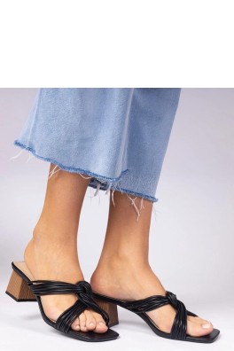 Šlepetės model 211036 PRIMO