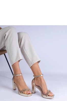 Sandalai su kulnu model 211047 PRIMO