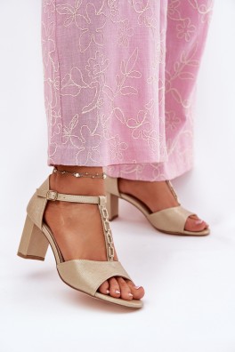 Sandalai su kulnu model 213161 Step in style