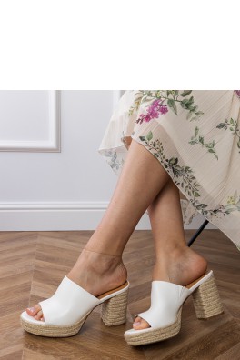 Šlepetės model 213716 PRIMO