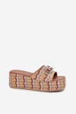 Šlepetės model 213949 Step in style