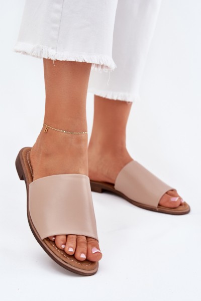 Šlepetės model 214374 Step in style