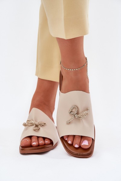 Šlepetės model 214377 Step in style