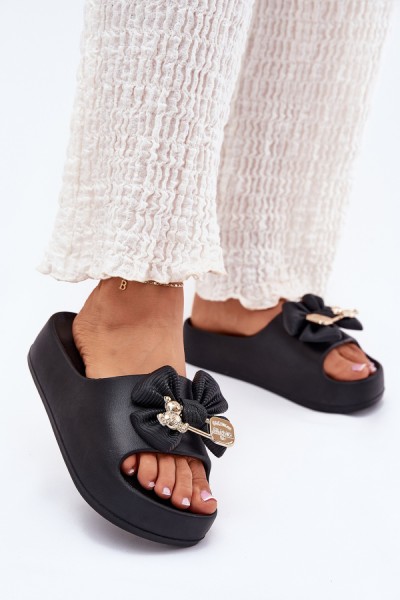 Šlepetės model 214401 Step in style