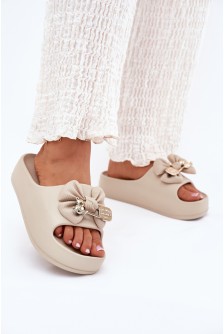 Šlepetės model 214403 Step in style