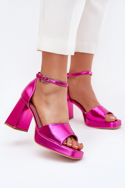 Sandalai su kulnu model 215001 Step in style