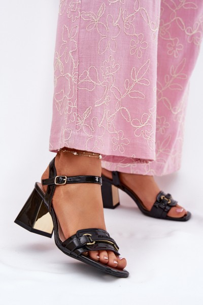 Sandalai su kulnu model 215347 Step in style
