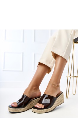 Šlepetės model 215618 PRIMO